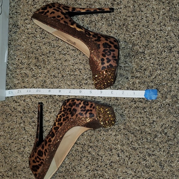 P♡K leopard print & gold spikes super high heels pumps Faris Brzmet sz 7.5 - Picture 12 of 16